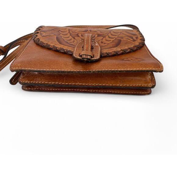 The Patricia Nash Lanza Crossbody Bag Tooling embossed leather Purse - Picture 3 of 8